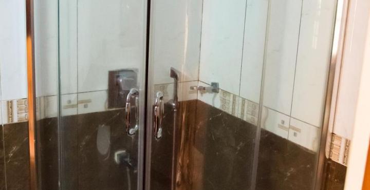 The Shelton Grand Hotel Bangalore Luaran gambar