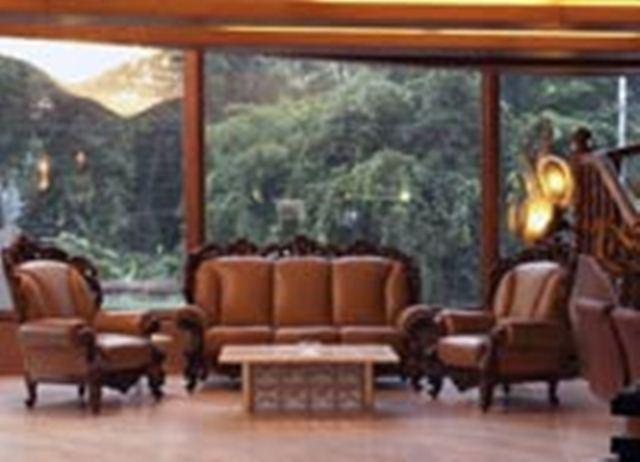 The Shelton Grand Hotel Bangalore Luaran gambar